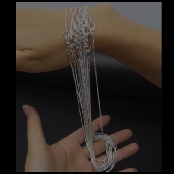 18” 925 STERLING SILVER SNAKE CHAIN - Picture 7 of 8